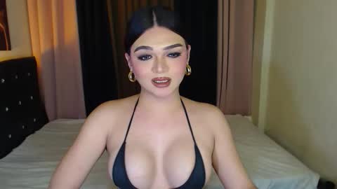 Snapshot of princesshugecumontop chatting on April 2026 04:26:01 PM PrincessDONT FORGET TO FOLLOW ME online show from April 2026 04:26:01 PM
