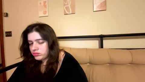 princessviccxo online show from February 2026 12:09:01 AM