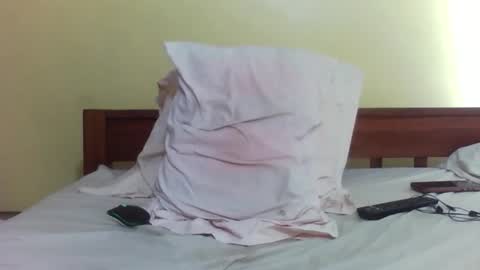 phelly online show from October 2025 04:35:02 AM