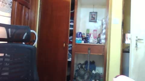 phelly online show from July 2026 08:27:02 AM