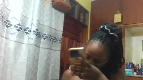 phelly online show from July 2026 08:33:02 PM