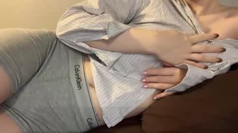 Kris3 online show from December 2025 06:56:02 PM