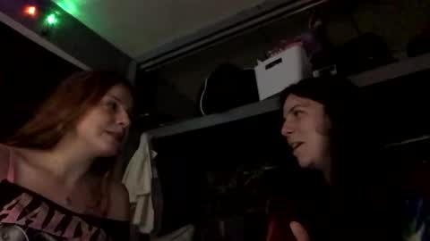 princesssnowflk84 online show from April 2026 03:09:02 AM