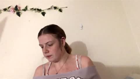 Snapshot of princesssnowflk84 chatting on May 2026 08:15:02 PM princesssnowflk84 online show from May 2026 08:15:02 PM