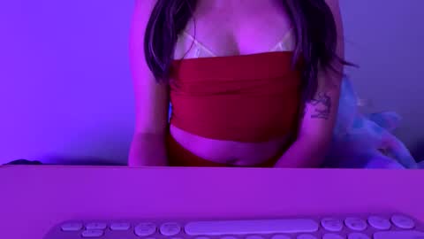 Snapshot of princessxolove chatting on September 2025 02:46:02 AM Skye Baby online show from September 2025 02:46:02 AM