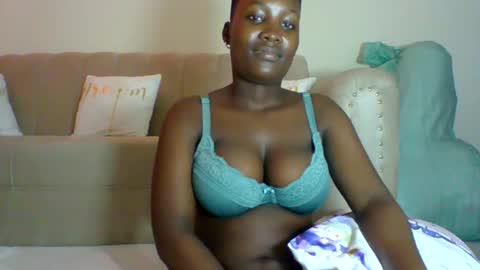Snapshot of princessyankee chatting on January 2025 08:37:01 PM Yanker online show from January 2025 08:37:01 PM