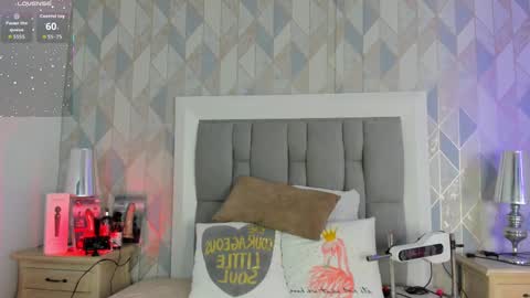 Snapshot of princsgirl_ chatting on September 2025 08:34:02 PM Marcela online show from September 2025 08:34:02 PM