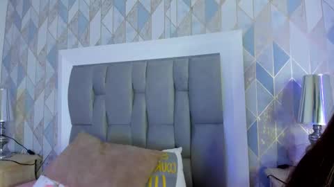 Snapshot of princsgirl_ chatting on October 2025 12:38:02 PM Marcela online show from October 2025 12:38:02 PM