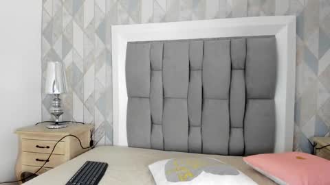 Snapshot of princsgirl_ chatting on November 2025 07:40:02 PM Marcela online show from November 2025 07:40:02 PM