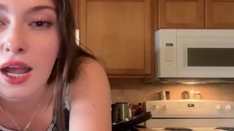 Prism online show from October 2025 09:02:02 PM