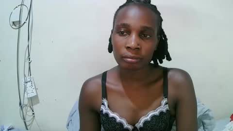 pritty_amber online show from May 2026 06:27:02 PM