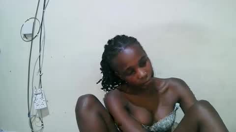pritty_amber online show from May 2026 03:07:02 PM