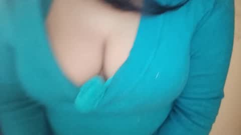 priyu_ online show from February 2026 10:21:02 AM