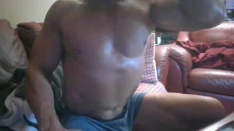 Snapshot of probody chatting on November 2025 11:10:01 AM MUSCLEGOD online show from November 2025 11:10:01 AM