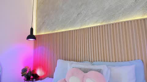 Snapshot of profanared chatting on April 2026 01:52:02 PM Profana Red online show from April 2026 01:52:02 PM