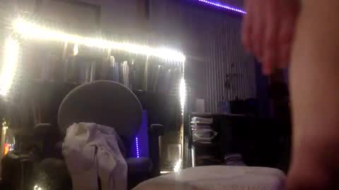 Snapshot of profnwear chatting on March 2026 12:01:02 PM ProfNUWear online show from March 2026 12:01:02 PM