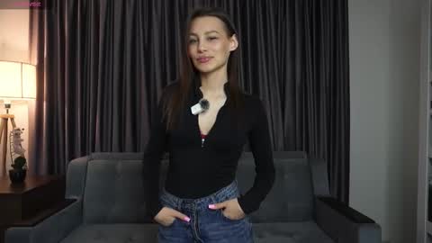 Snapshot of prohibited_content chatting on November 2025 08:05:01 AM Sofi online show from November 2025 08:05:01 AM