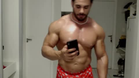 promuscles4u online show from December 2024 01:01:02 AM