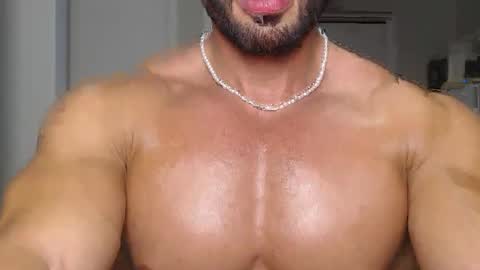 promuscles4u online show from February 2025 10:02:01 PM