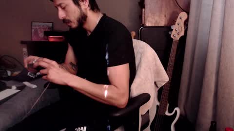 Snapshot of psilocipher chatting on March 2025 10:08:02 PM Sk8wave online show from March 2025 10:08:02 PM