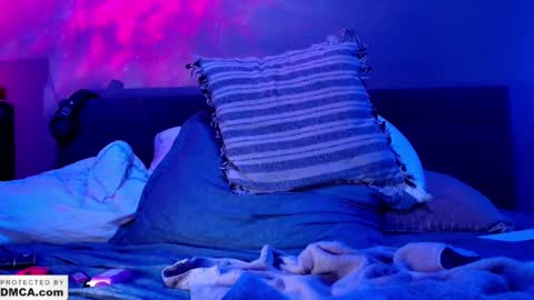 Snapshot of psilocipher chatting on September 2025 03:50:02 AM Sk8wave online show from September 2025 03:50:02 AM