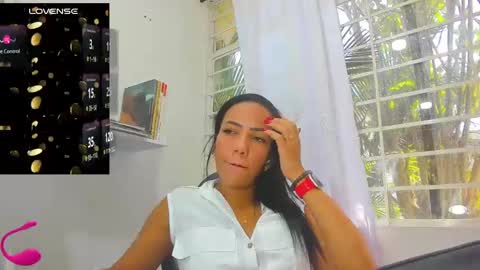 Snapshot of psique_naughty2 chatting on January 2025 06:21:01 PM psique_naughty2 online show from January 2025 06:21:01 PM