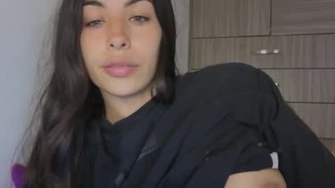 Katerine online show from February 2026 06:41:02 PM