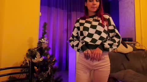 Snapshot of psyheya chatting on December 2024 11:49:02 PM LUCY ----- online show from December 2024 11:49:02 PM