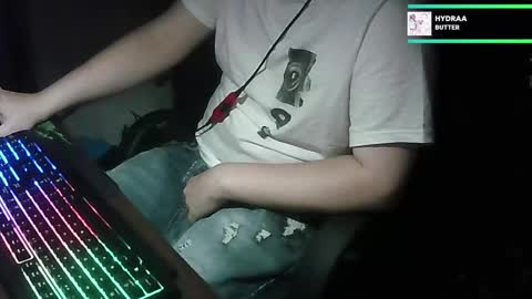 Snapshot of pt35l chatting on February 2025 04:08:02 AM your mysterious man online show from February 2025 04:08:02 AM