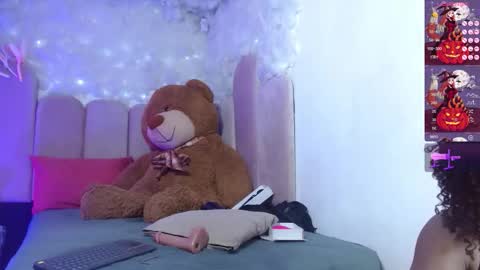 Snapshot of puca_eboony chatting on October 2025 06:15:01 PM pucca online show from October 2025 06:15:01 PM