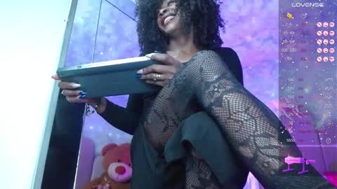 Snapshot of puca_eboony chatting on November 2025 08:11:02 PM pucca online show from November 2025 08:11:02 PM