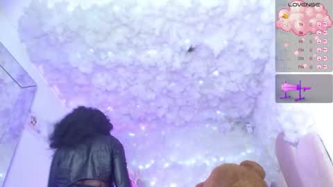 Snapshot of puca_eboony chatting on December 2025 05:39:02 PM pucca online show from December 2025 05:39:02 PM