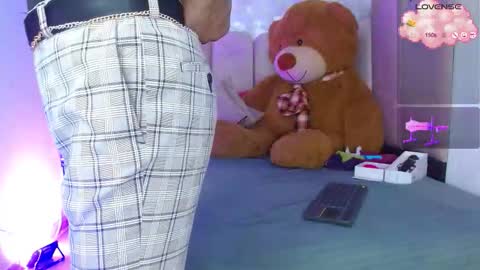 Snapshot of puca_eboony chatting on December 2025 12:45:01 PM pucca online show from December 2025 12:45:01 PM