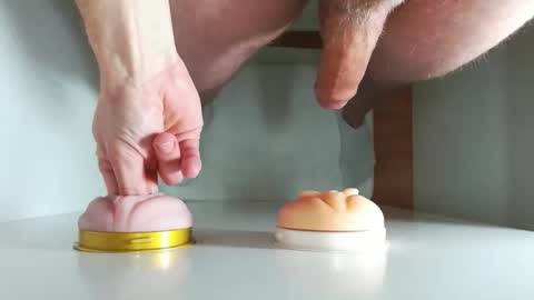 Snapshot of pude90 chatting on January 2026 06:18:02 AM PuDe90 online show from January 2026 06:18:02 AM