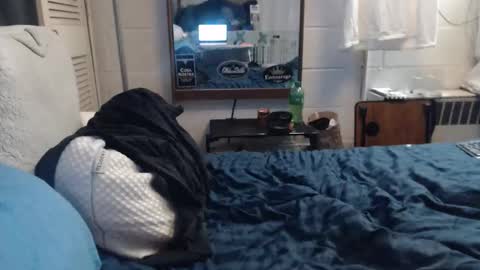 Snapshot of puff0169 chatting on March 2026 07:02:01 AM puff0169 online show from March 2026 07:02:01 AM