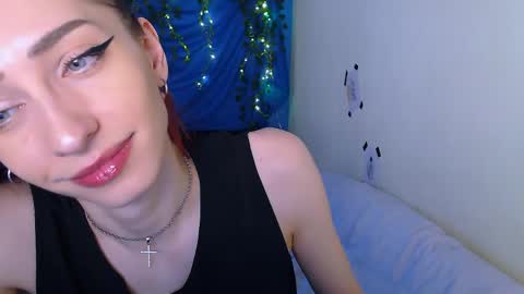 Snapshot of pufpufog chatting on April 2026 02:29:02 PM EsteticHouse online show from April 2026 02:29:02 PM