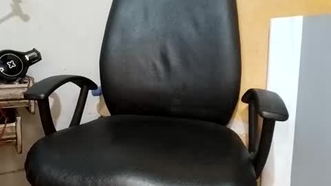 Snapshot of puky_mza chatting on November 2025 04:18:02 PM puky_mza online show from November 2025 04:18:02 PM