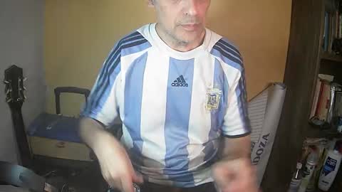 Snapshot of puky_mza chatting on December 2025 03:05:01 AM puky_mza online show from December 2025 03:05:01 AM