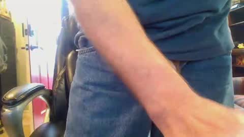 pulltoy1 online show from January 2025 04:11:02 PM