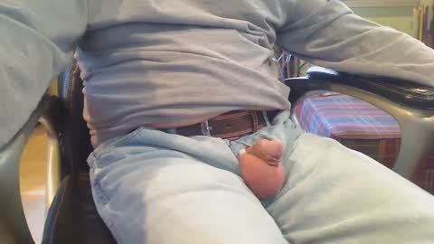 pulltoy1 online show from January 2025 04:11:01 PM