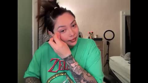 Pumpkin bunny online show from November 2025 08:46:02 PM