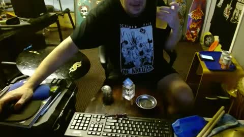 Snapshot of punkypapi chatting on March 2025 05:08:01 AM Jojo online show from March 2025 05:08:01 AM