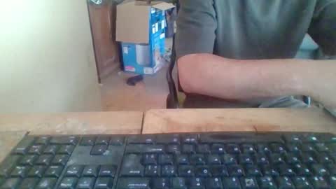 pup_y online show from October 2025 11:40:01 AM