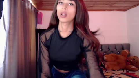 Snapshot of pupi_wolf chatting on October 2025 03:25:02 PM Cris online show from October 2025 03:25:02 PM