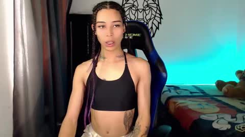 Snapshot of pupi_wolf chatting on November 2025 03:11:02 PM Cris online show from November 2025 03:11:02 PM