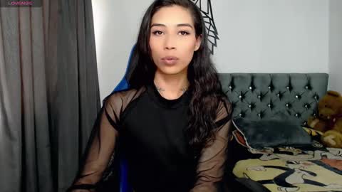 Snapshot of pupi_wolf chatting on December 2025 07:08:02 PM Cris online show from December 2025 07:08:02 PM