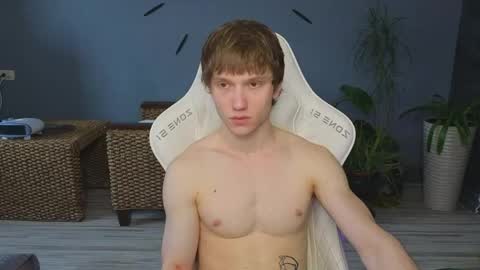 Snapshot of pupsenish chatting on April 2026 04:46:01 AM Jesse online show from April 2026 04:46:01 AM