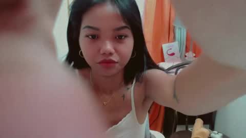 Snapshot of pure_asian_beauty chatting on June 2026 03:03:01 PM zarah online show from June 2026 03:03:01 PM