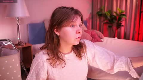 constant schedule Wednesday  Friday  Saturday  Sunday  The Rosemarie online show from April 2026 05:32:01 AM