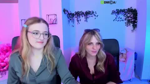 Snapshot of pure_radiance chatting on June 2026 07:07:01 PM Ask me3 online show from June 2026 07:07:01 PM
